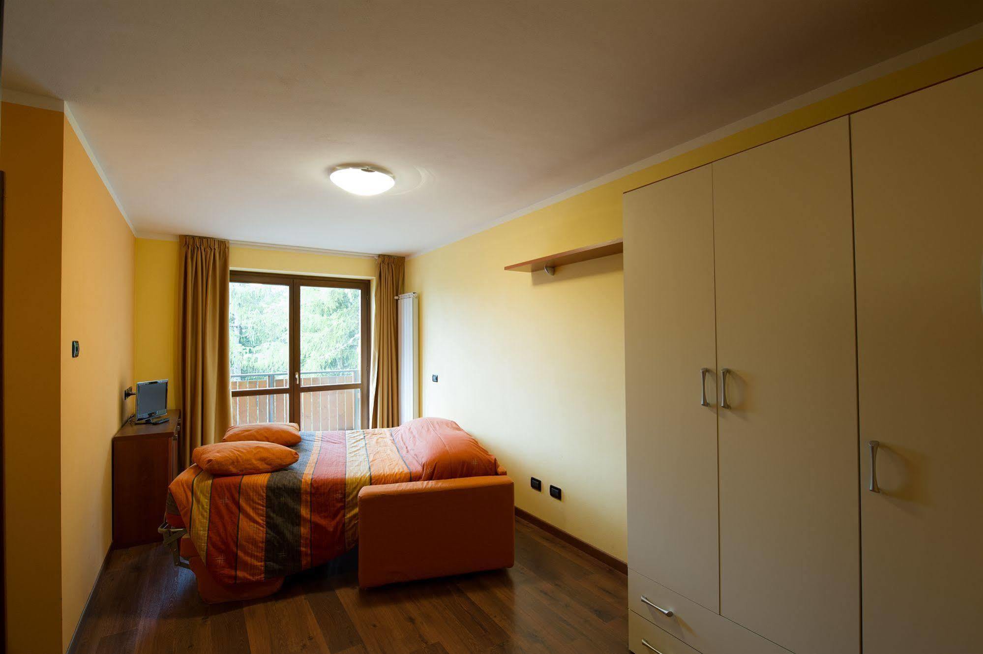 Stelviostay Residence Stelvio Valdisotto Eksteriør billede